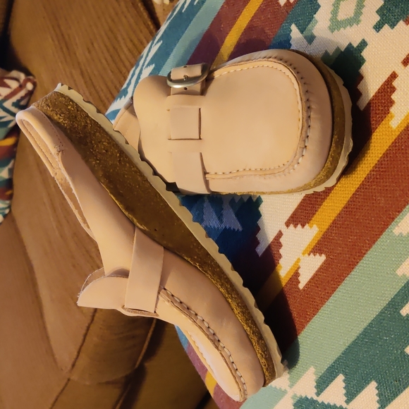 Birkenstock Shoes - Birkenstock Buckley Blush Pink sz 36 N.